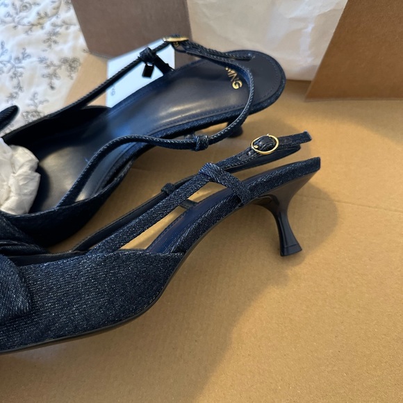 Mango Blue Heels with Decorative Bow - Picture 4 of 6